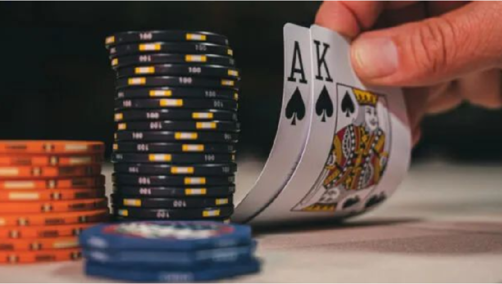 德州扑克高手：Bigbind的制胜策略